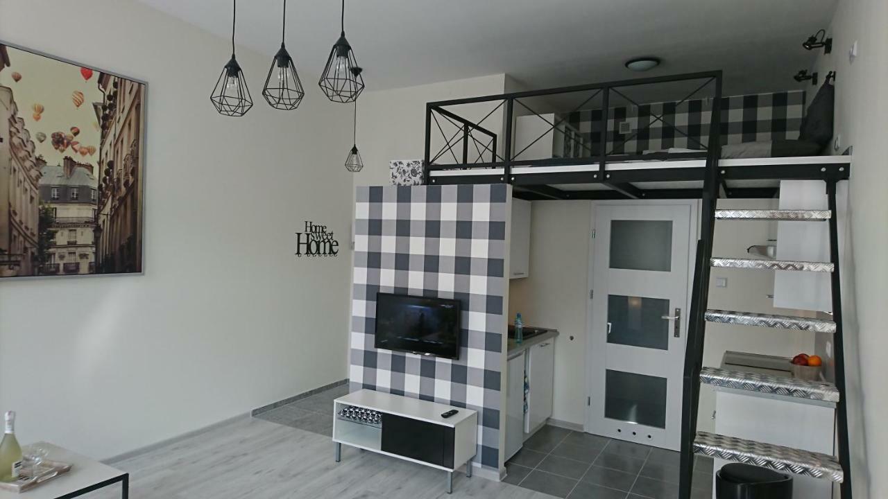 Klimatyczny apartament w magicznym miejscu Łódź Zewnętrze zdjęcie
